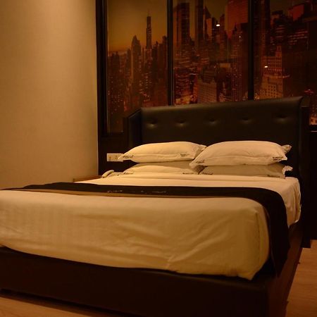 Manhattan Business Hotel Ttdi Κουάλα Λουμπούρ Εξωτερικό φωτογραφία