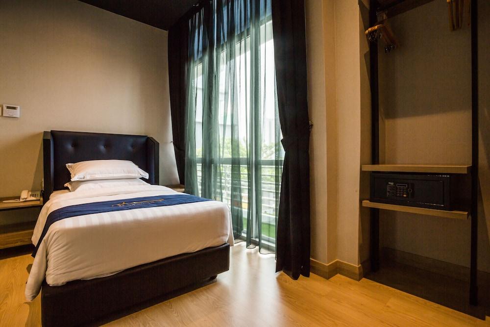 Manhattan Business Hotel Ttdi Κουάλα Λουμπούρ Εξωτερικό φωτογραφία
